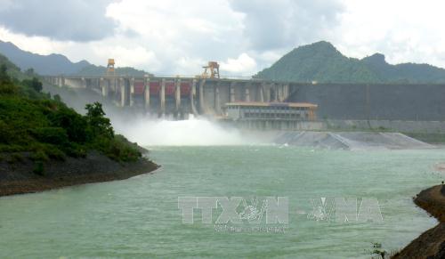 7 giờ sáng 26/8, mở thêm 1 cửa xả đáy hồ Tuyên Quang 